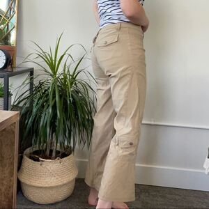 Athleta Dipper pants 4 way stretch Zip fly with snap closure  Women’s 4